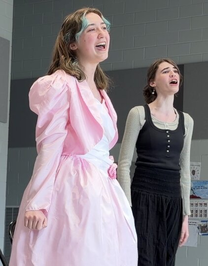 Students performing in Chicago: Teen Edition